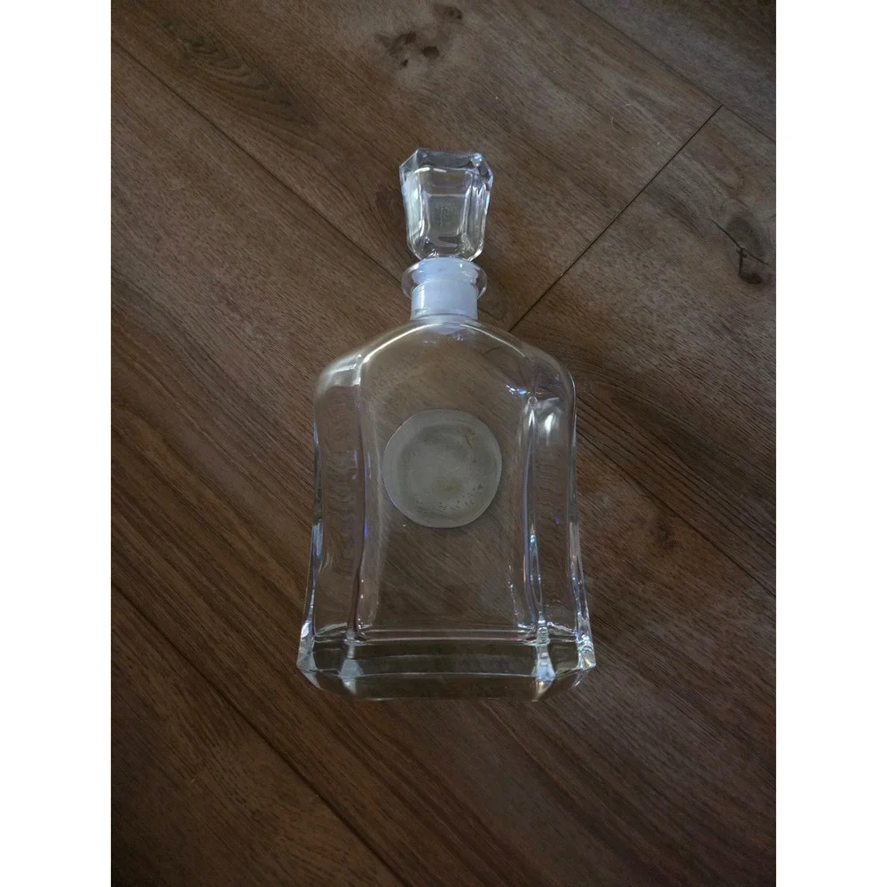 United States Navy Glass Whiskey Decanter‎ with Stopper USN Metal Emblem Clear